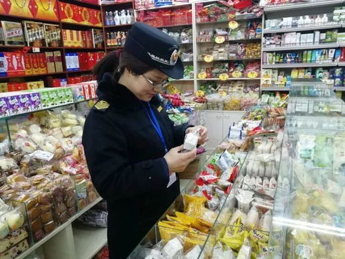 資陽市食藥監(jiān)管局年前開展大規(guī)模排查 筑牢2.4萬戶食藥生產(chǎn)經(jīng)營單位安全防線